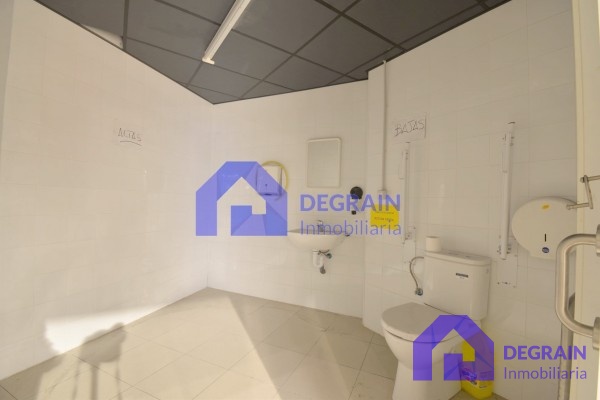 LOCAL ZONA TEATINOS - Inmobiliaria Degrain
