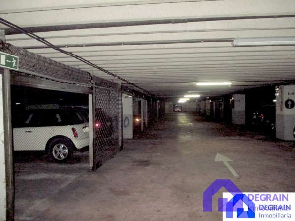 VENTA PLAZA DE GARAJE CERRADA EN EL CENTRO DE OVIEDO - Inmobiliaria Degrain